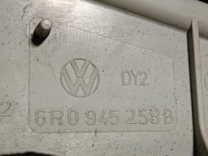 Fanale POST DX 6R0 945 258 B Volkswagen POLO VI 2009