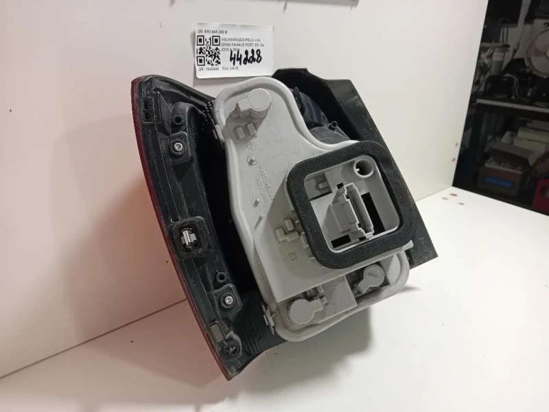 Fanale POST DX 6R0 945 258 B Volkswagen POLO VI 2009