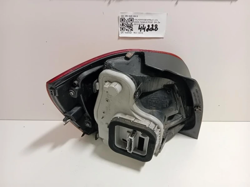 Fanale POST DX 6R0 945 258 B Volkswagen POLO VI 2009