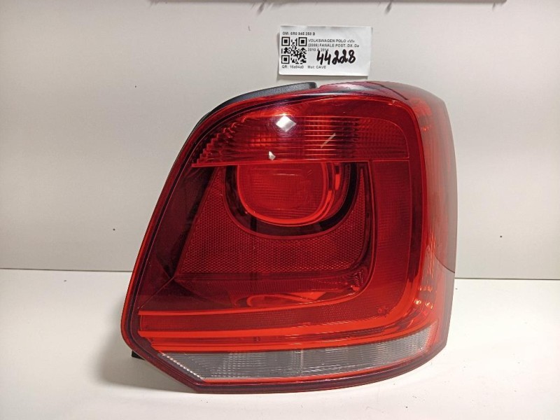 Fanale POST DX 6R0 945 258 B Volkswagen POLO VI 2009