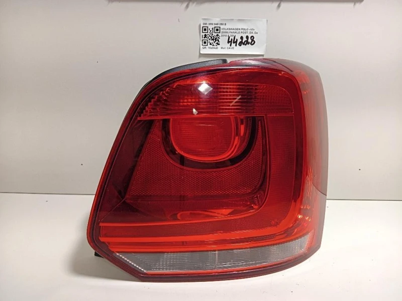Fanale POST DX 6R0 945 258 B Volkswagen POLO VI 2009