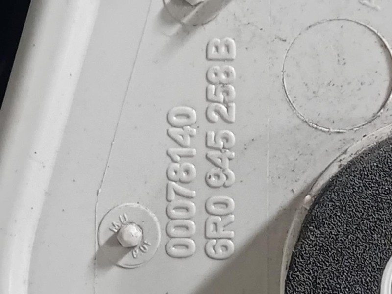 Fanale POST DX 6R0945258B Volkswagen POLO VI 2009