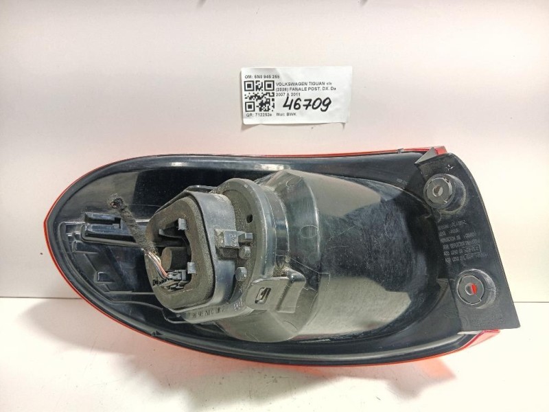 Fanale POST DX 5N0 945 258 Volkswagen Tiguan I 2008