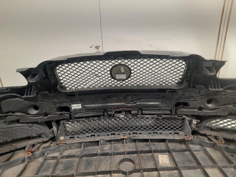Paraurti ANT C2Z8837XXX Jaguar XF I 2011