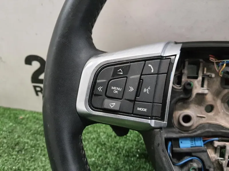 Volante FK723563RE8PVJ Land Rover Discovery V Sport 2015