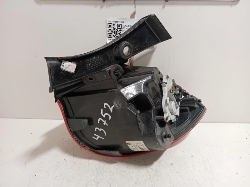 Fanale POST SX 0050513613 Alfa Romeo Giulietta 2010
