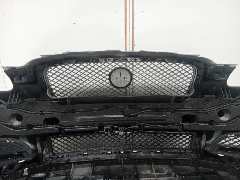 Paraurti ANT PARAURTI ANT Jaguar XF I 2011