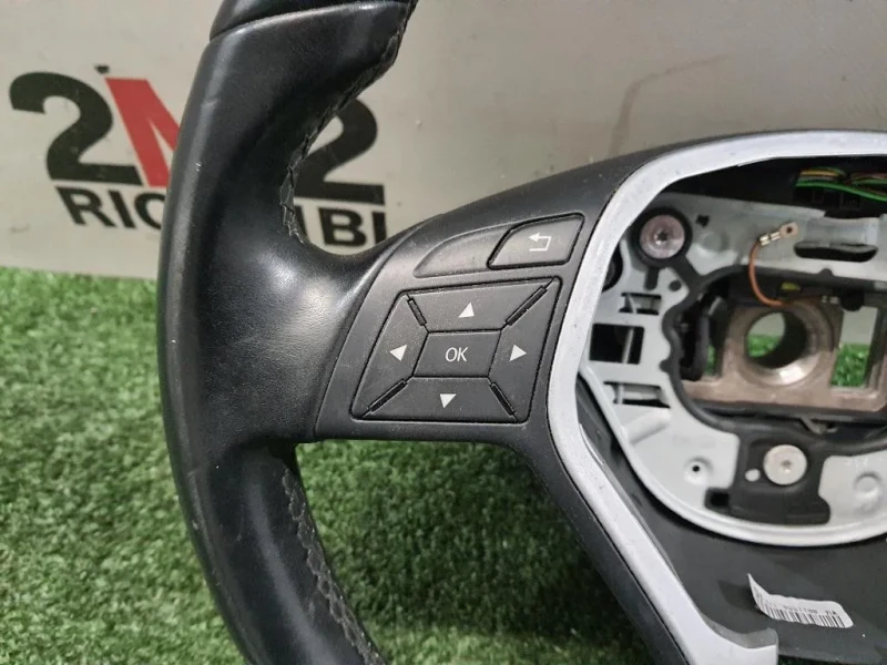 Volante A2464603803 Mercedes Classe B W246 2012