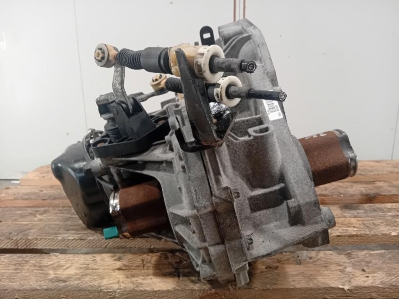 Cambio 081210701E 3137743B0B Nissan NOTE I 2006