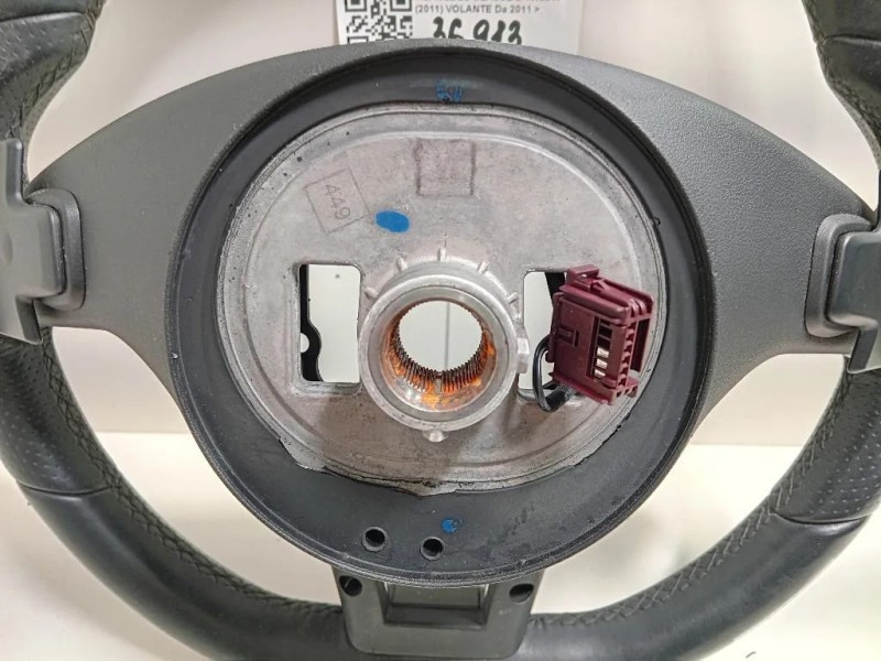 Volante 3070625 Mercedes Classe C W204 2011