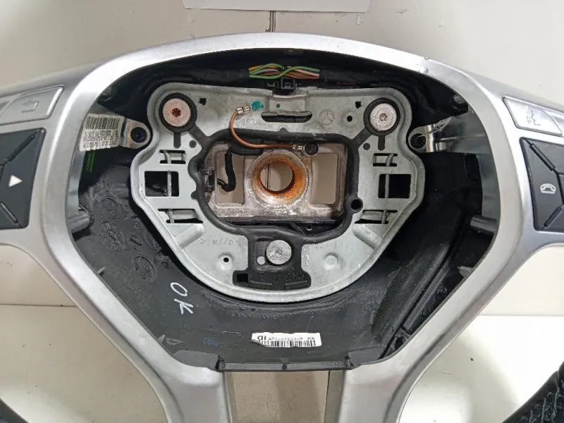 Volante A1724604203 Mercedes Classe C W204 2011