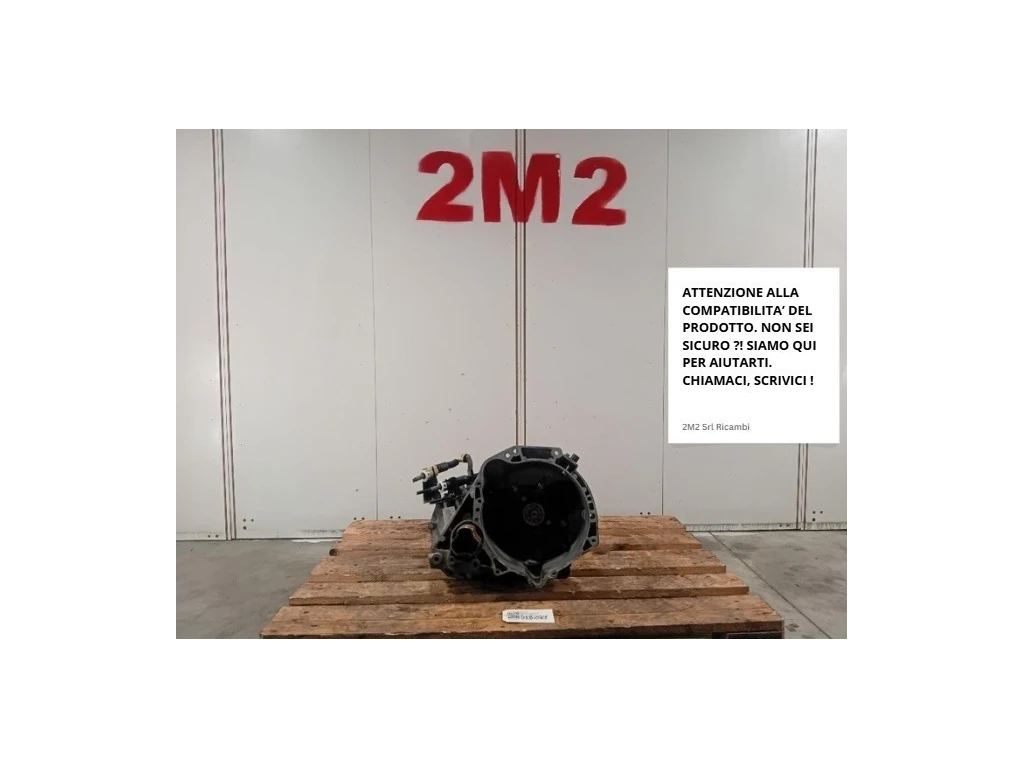 Cambio 081210701E 3137743B0B Nissan NOTE I 2006