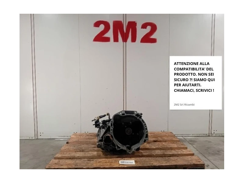 Cambio 081210701E 3137743B0B Nissan NOTE I 2006