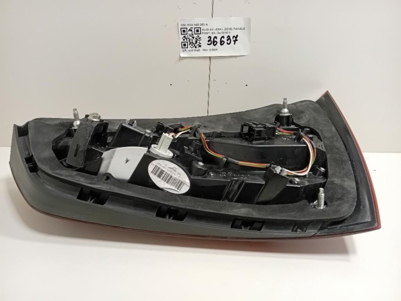 Fanale POST SX 8XA 945 093 A Audi A1 8XK 2015