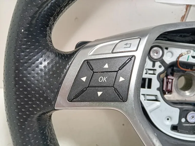 Volante A1724604203 Mercedes Classe E W212 2013