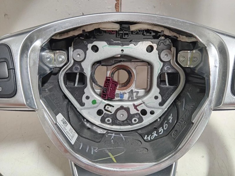 Volante A0024602203 Mercedes Classe GLE W166 2015