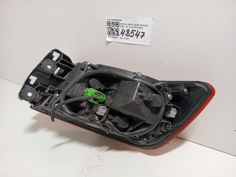 Fanale POST SX 8W5945069A Audi A4 8W2 2015