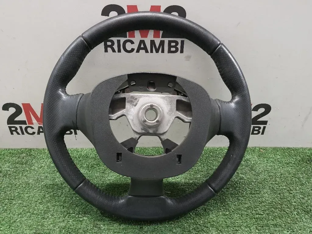 Volante 484301KB1A Nissan JUKE I 2010