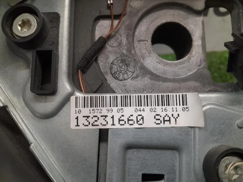 Volante 13231660 Opel Astra H 2005