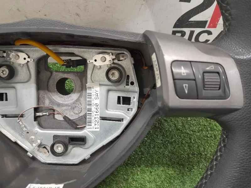 Volante 13231660 Opel Astra H 2005