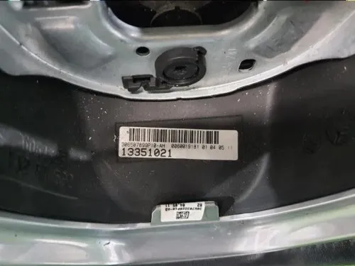 Volante 13351021 Opel Astra J 2010