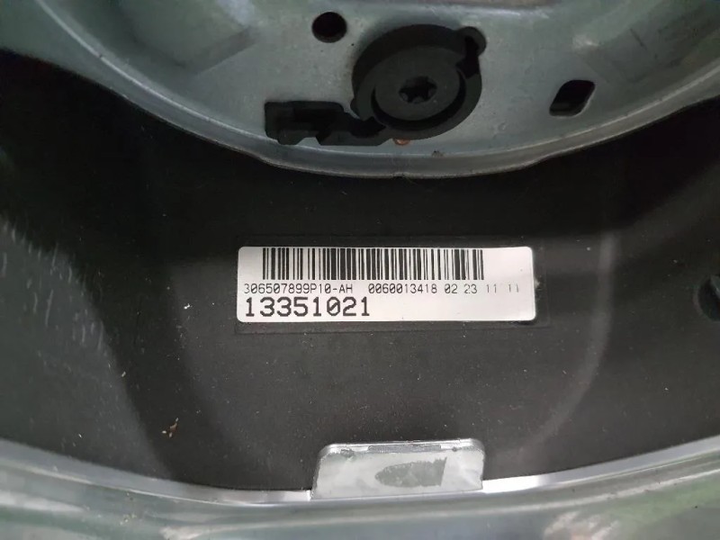 Volante 13351021 Opel Astra J 2010