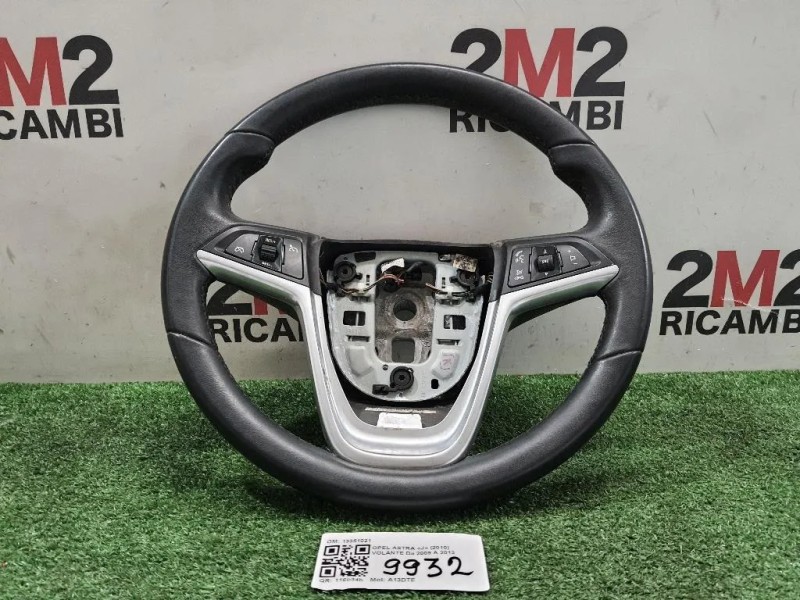 Volante 13351021 Opel Astra J 2010