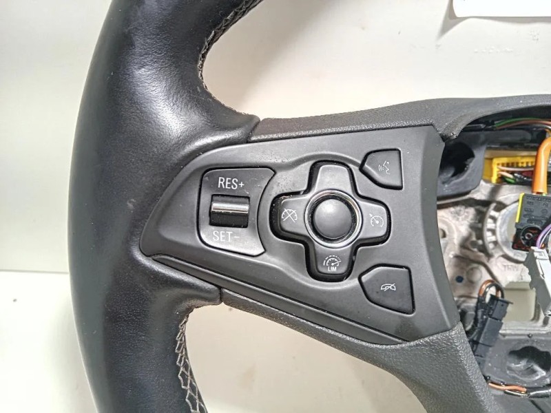 Volante 34210939A Opel Astra K 2016