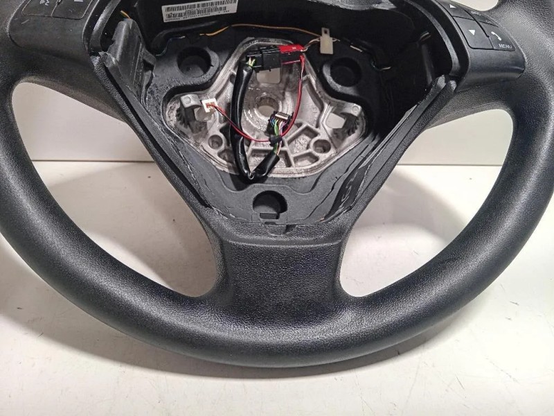 Volante 34200605A Opel Combo D 2012