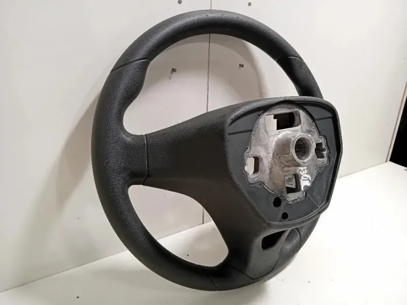 Volante 39035987 Opel Corsa E 2014