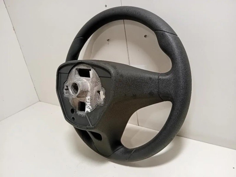 Volante 39035987 Opel Corsa E 2014