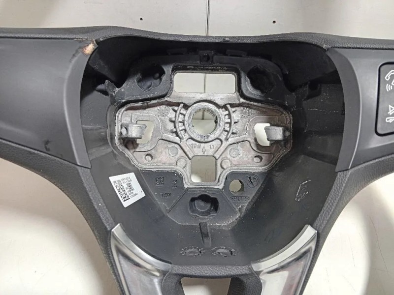 Volante 39035987 Opel Corsa E 2014