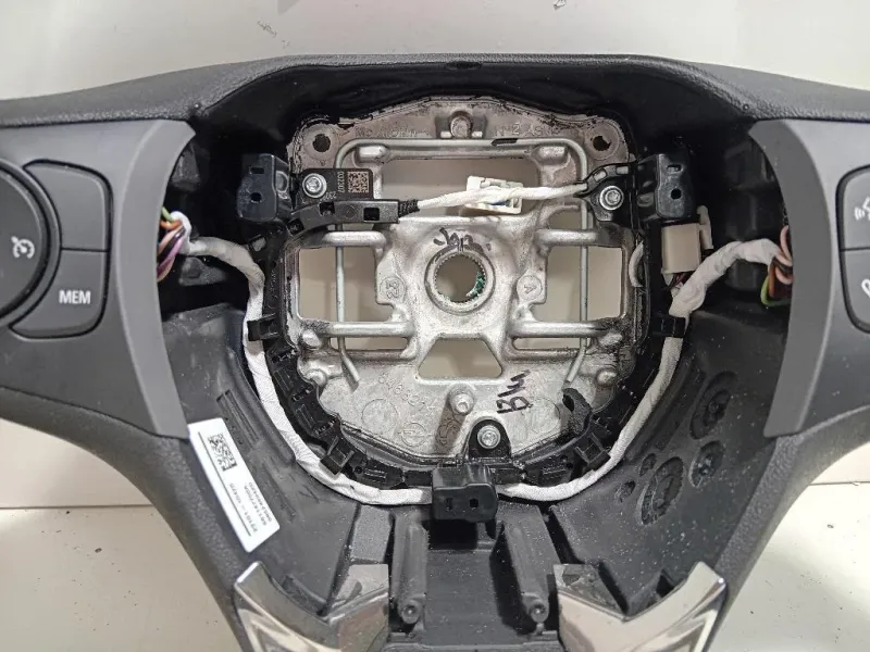 Volante 98524835ZD Opel Corsa F 2019