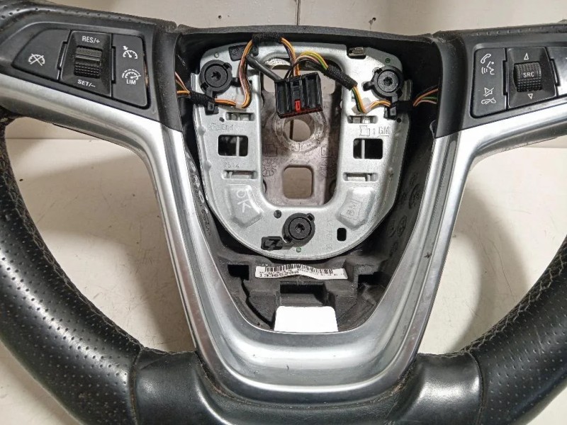 Volante 13365200 Opel Zafira C 2012