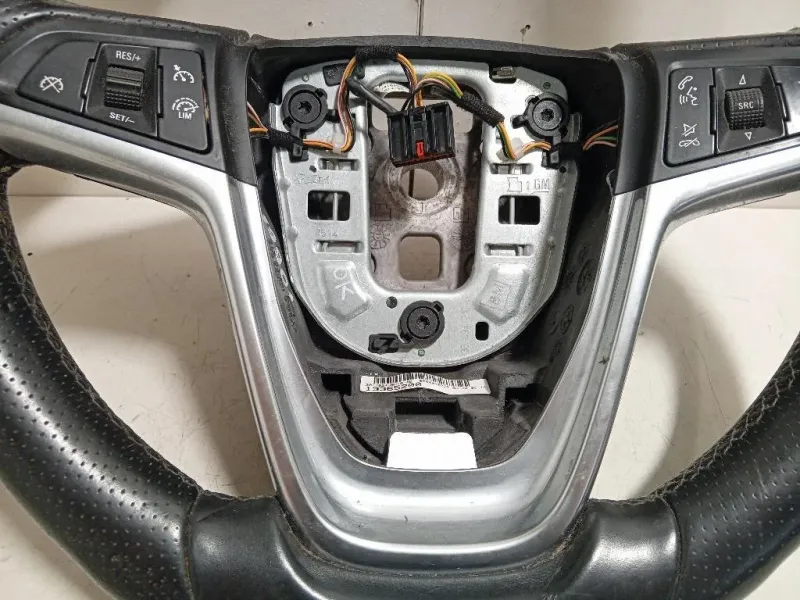 Volante 13365200 Opel Zafira C 2012