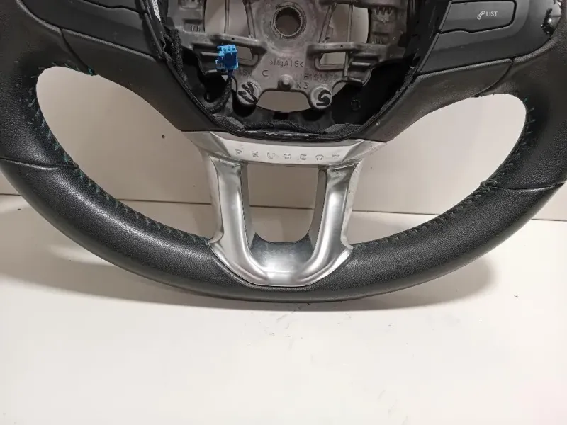 Volante 98084115ZD Peugeot 2008 I 2016