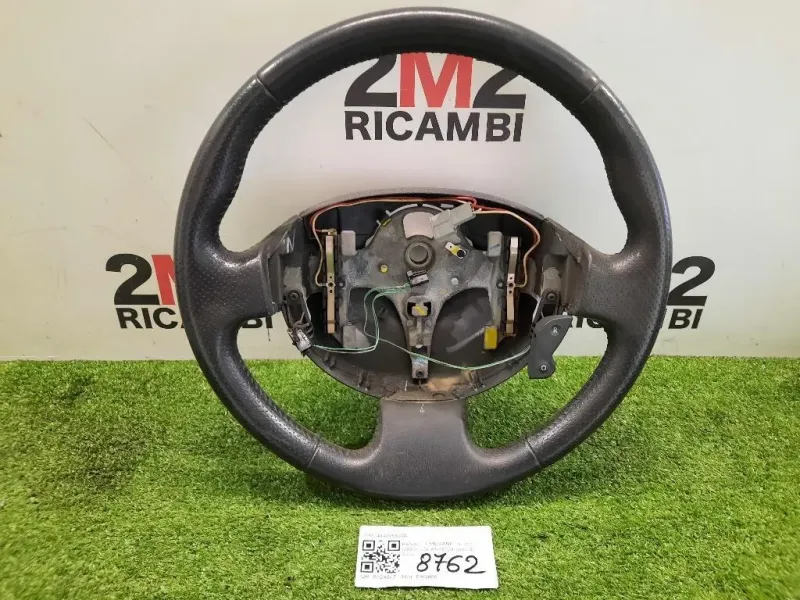 Volante 484005500R Renault Megane II CC 2003