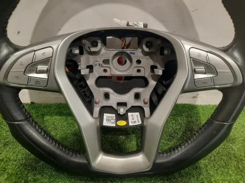 Volante 4511335000 Ssangyong Tivoli 2015