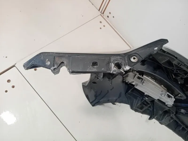 Paraurti ANT A20488041409999 Mercedes Classe C W204 2011