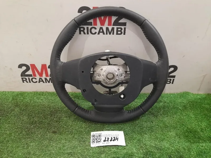 Volante 310374599 Toyota Yaris IV 2012