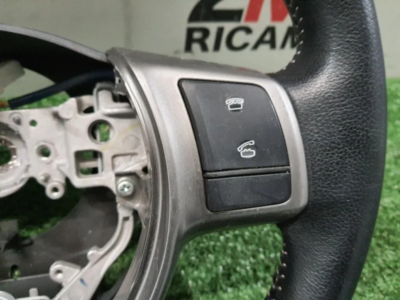 Volante 451000D770 Toyota Yaris IV 2014