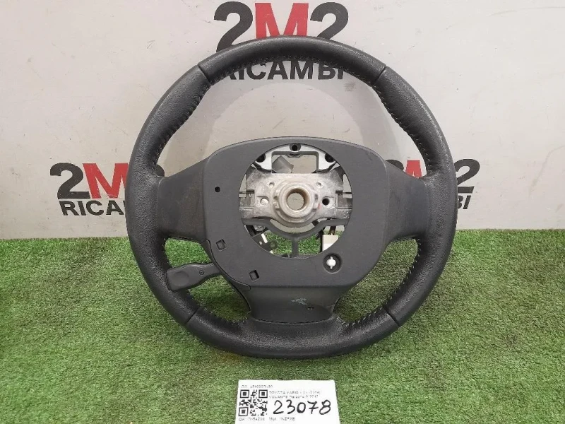 Volante 451000D490 Toyota Yaris IV 2014