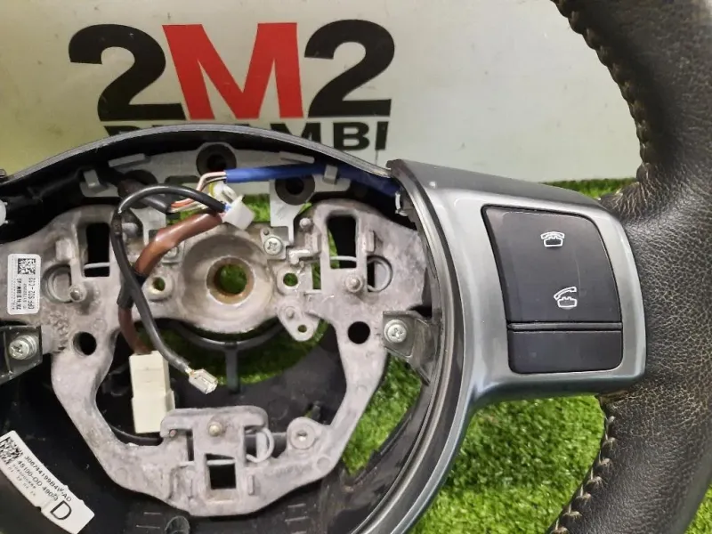 Volante 451000D49023 Toyota Yaris IV 2014