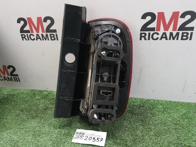 Fanale POST SX 265551679R Dacia Duster I 2014