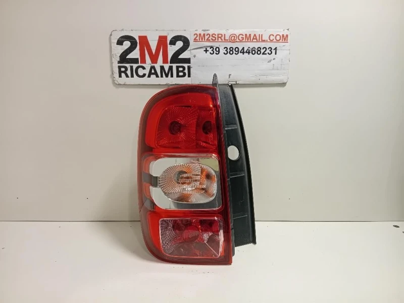 Fanale POST SX 265551679R Dacia Duster I 2014