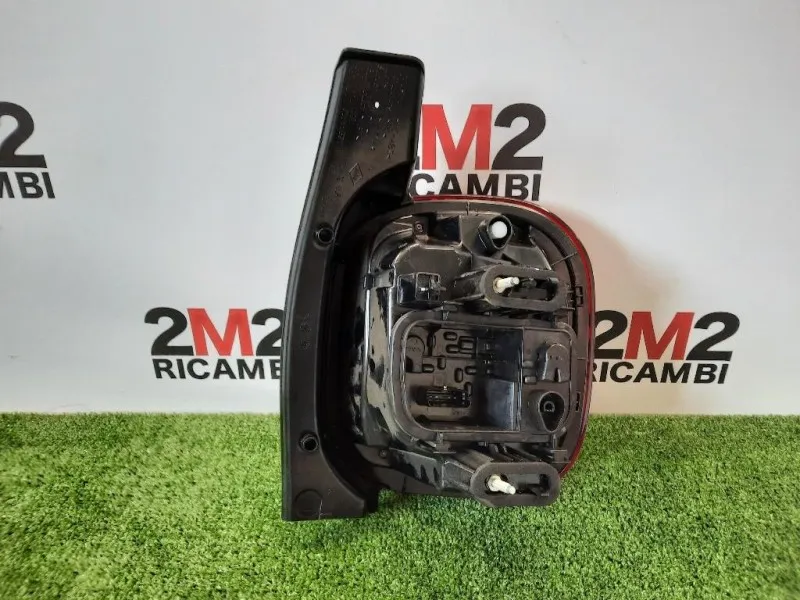 Fanale POST SX 265558217R Dacia Duster II 2018