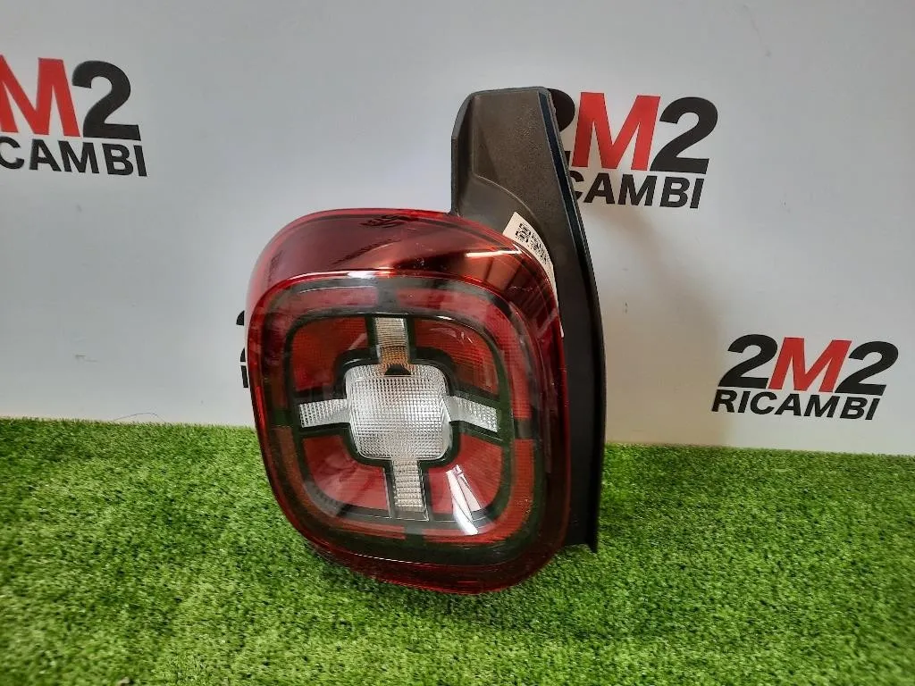 Fanale POST SX 265558217R Dacia Duster II 2018