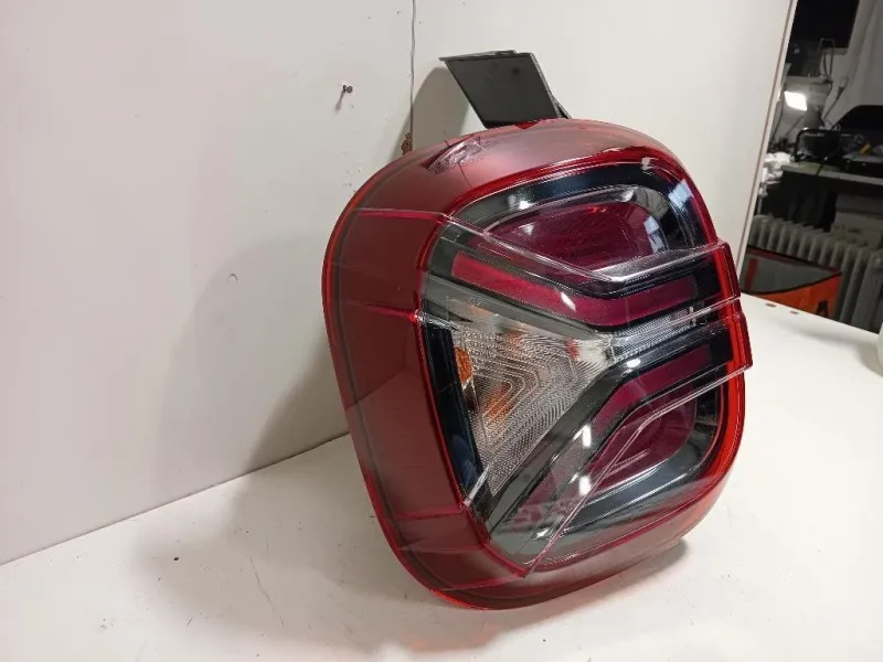 Fanale POST SX 265558514R Dacia Duster II 2021