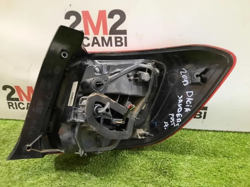 Fanale POST SX 265550577R Dacia Sandero II 2013