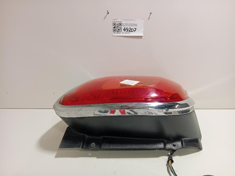Fanale POST SX 51937403 Fiat 500X 2015